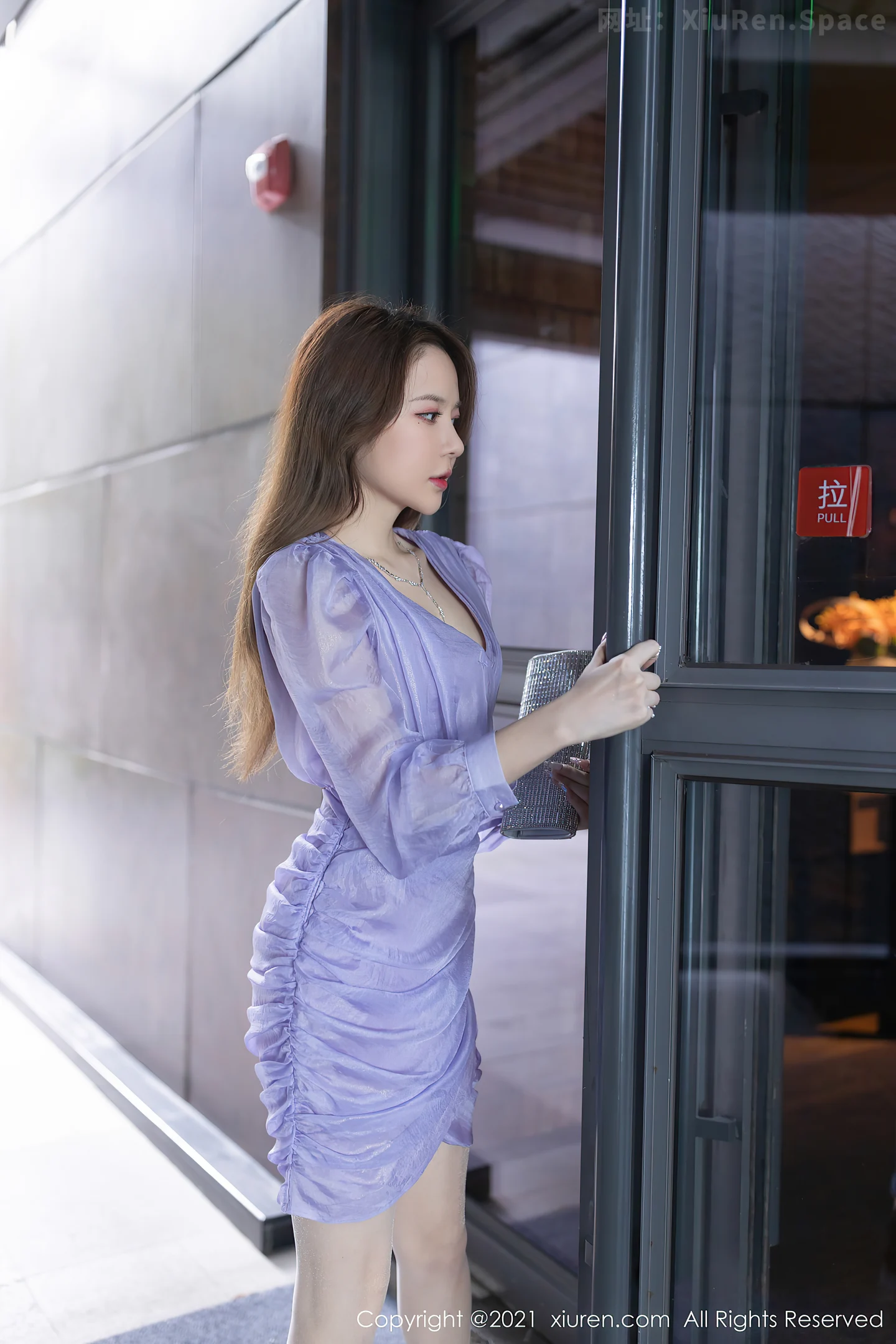 图片[6]-[XiuRen秀人网]VOL.3930 模特鱼子酱Fish私房浪漫情迷紫色薄纱露性感内衣妖艳诱惑写真73P-秀人网官方网站